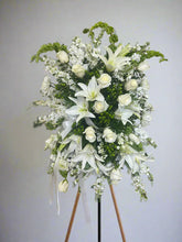 Load image into Gallery viewer, Sympathy Spray