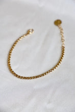 Load image into Gallery viewer, Holland Round Box Chain Bracelet