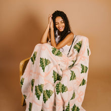Load image into Gallery viewer, Cozy Dreams Luxe Blanket-Twinkling Trees
