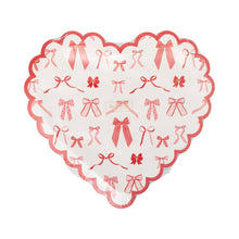 Load image into Gallery viewer, Bow Pattern Scalloped Heart Shapped Plate