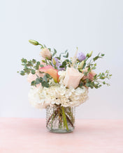 Load image into Gallery viewer, Sympathy Flowers
