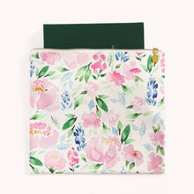 Load image into Gallery viewer, Simplified by Emily Ley - Planner Pouch - Cottage Floral

