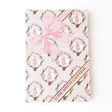 Load image into Gallery viewer, 8 Oak Lane - Sugarplum Gingham 12-Day Hand Cream Advent Calendar
