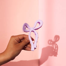 Load image into Gallery viewer, Lilac Charming Bow Hair Clip
