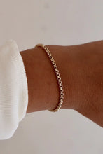 Load image into Gallery viewer, Holland Round Box Chain Bracelet

