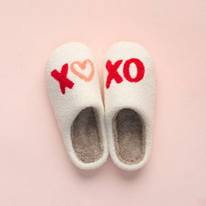 Fuzzy Slippers - XOXO - S/M