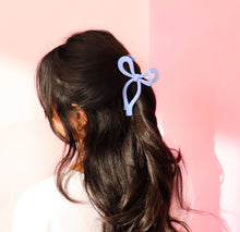 Load image into Gallery viewer, Lilac Charming Bow Hair Clip
