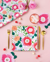 Load image into Gallery viewer, Floral Shaped Dinner Napkin
