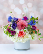 Load image into Gallery viewer, Sympathy Flowers
