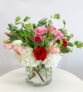 Classic Romance Valentine's Day Signature Arrangement